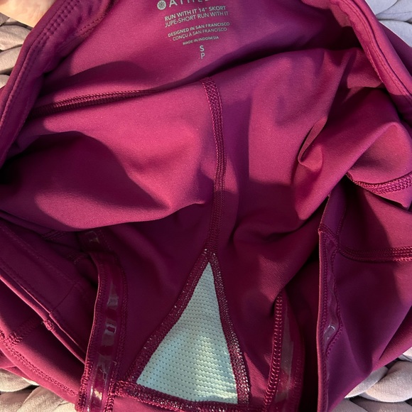 EUC Fuchsia Athleta Running (fitness) Skirt | Size Small petite - Picture 8 of 8